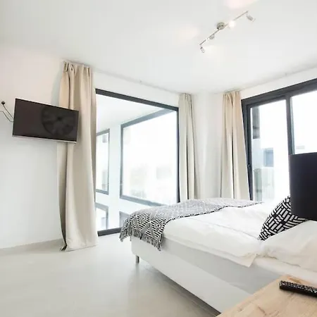 Strandnahe Design Mit Pool 2 Schlafzimmer 180 Qm * 卡拉穆拉达